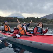 10月31日　本栖湖カヌーツアーのイメージ