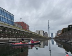 11月23日　都会で楽しむカヌーツアーのイメージ